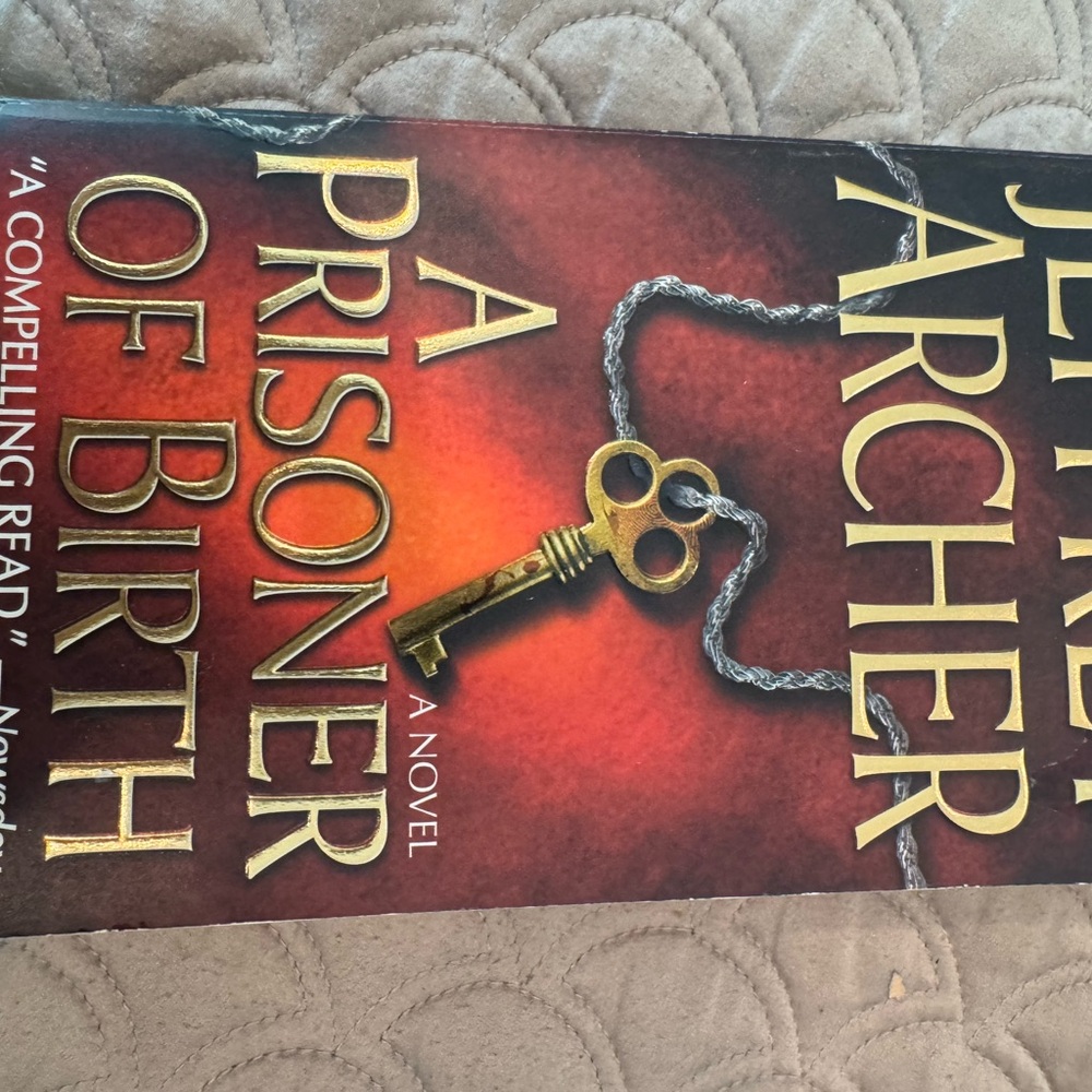 Decorative Novel Accent Piece